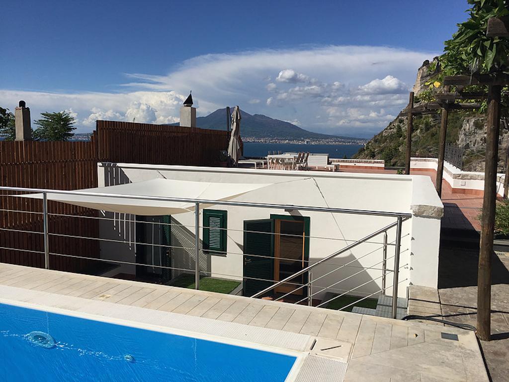 Villa Bikini On Sorrento Coast ヴィーコ・エクエンセ エクステリア 写真