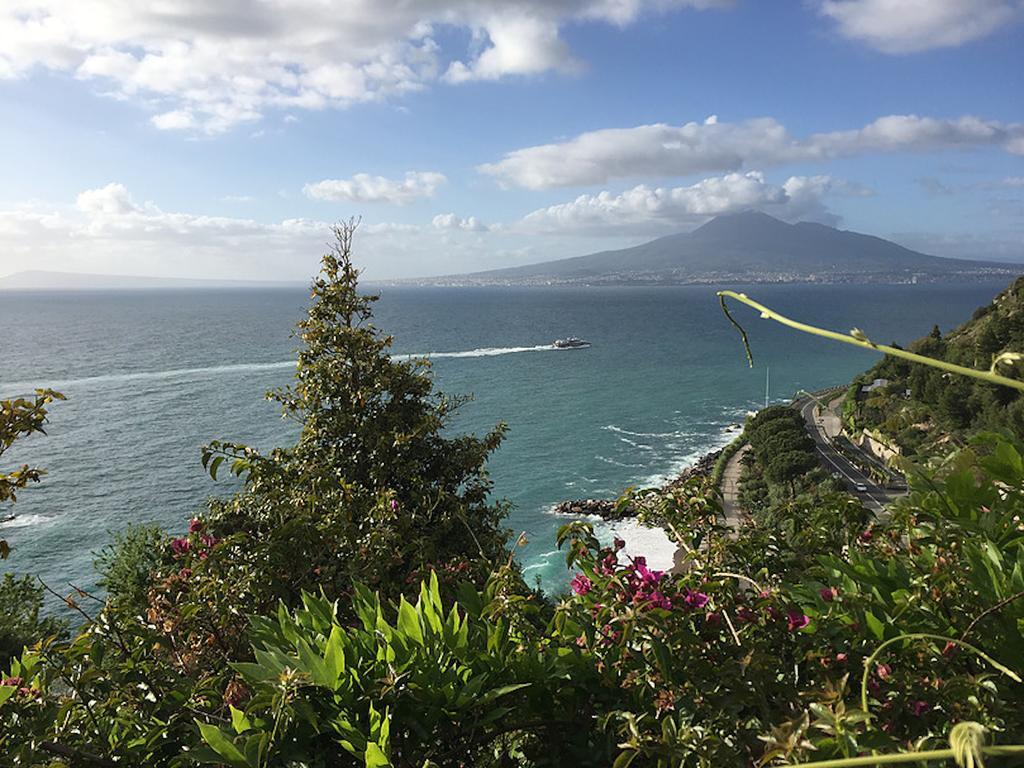 Villa Bikini On Sorrento Coast ヴィーコ・エクエンセ エクステリア 写真